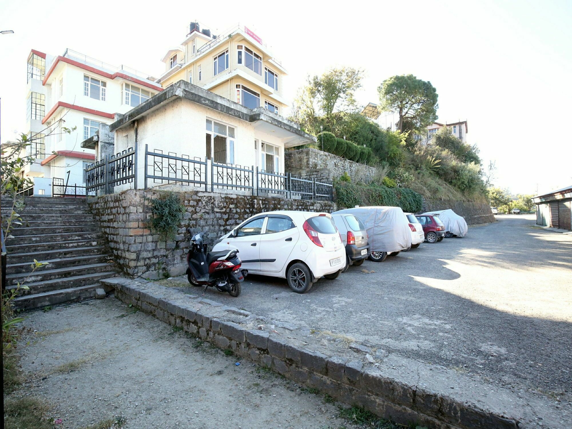 Elegant 3Bhk Abode In Shoghi, Shimla 아파트 외부 사진